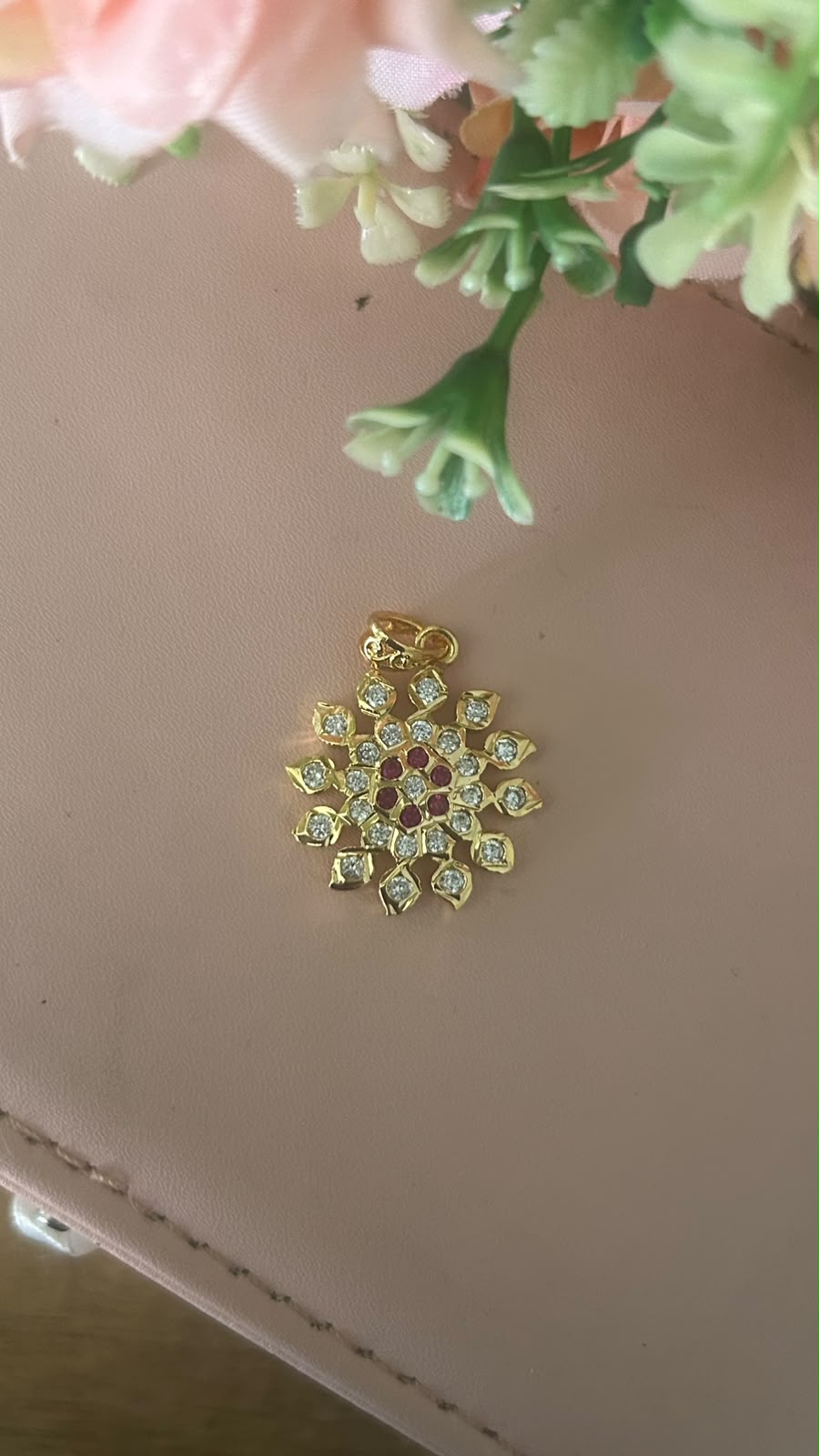 Panchaloham Polished  full white  with middle pink Stone Studded Floral Locket | Elegant Gold Finish Pendant