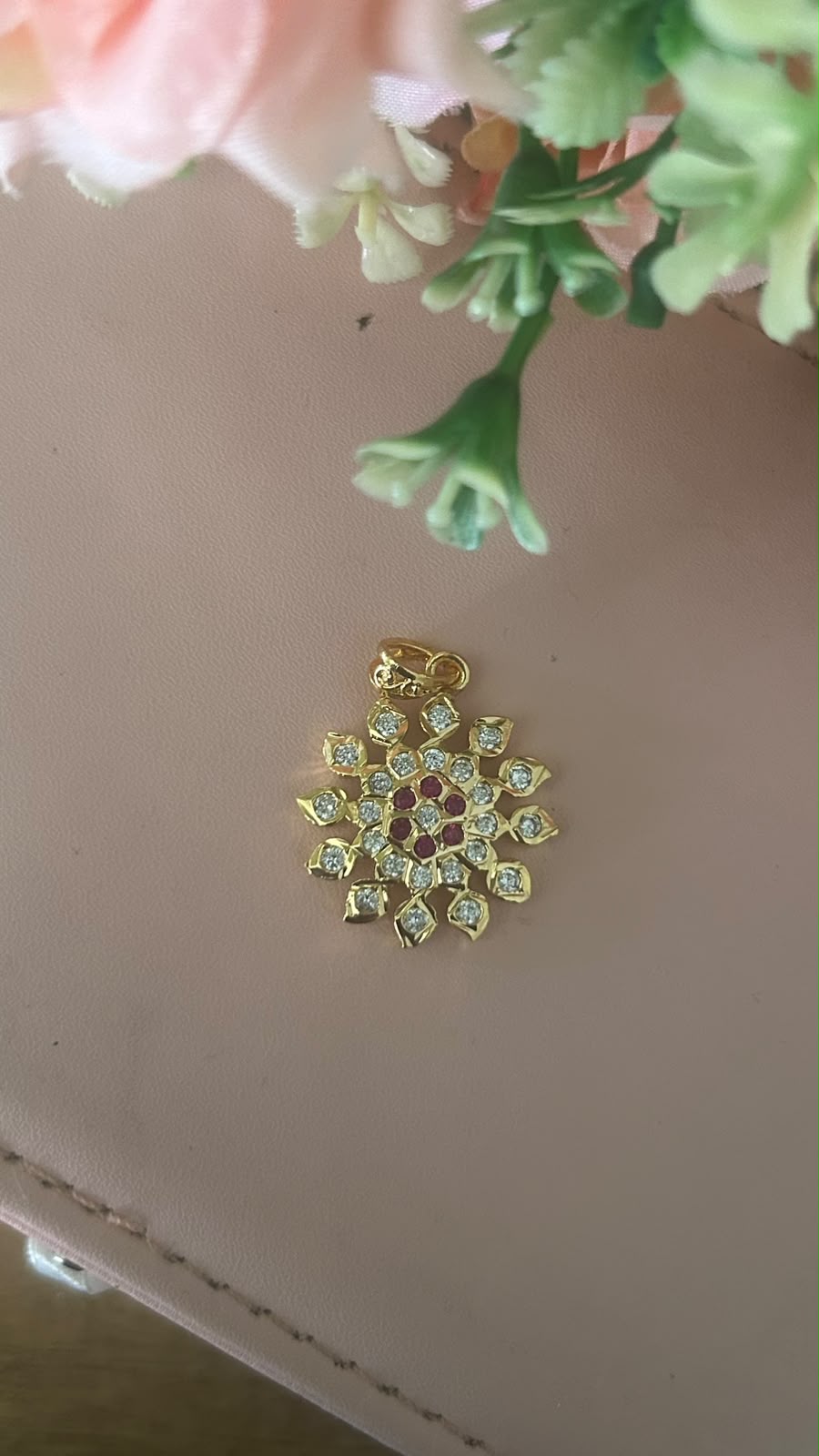 Panchaloham Polished  full white  with middle pink Stone Studded Floral Locket | Elegant Gold Finish Pendant