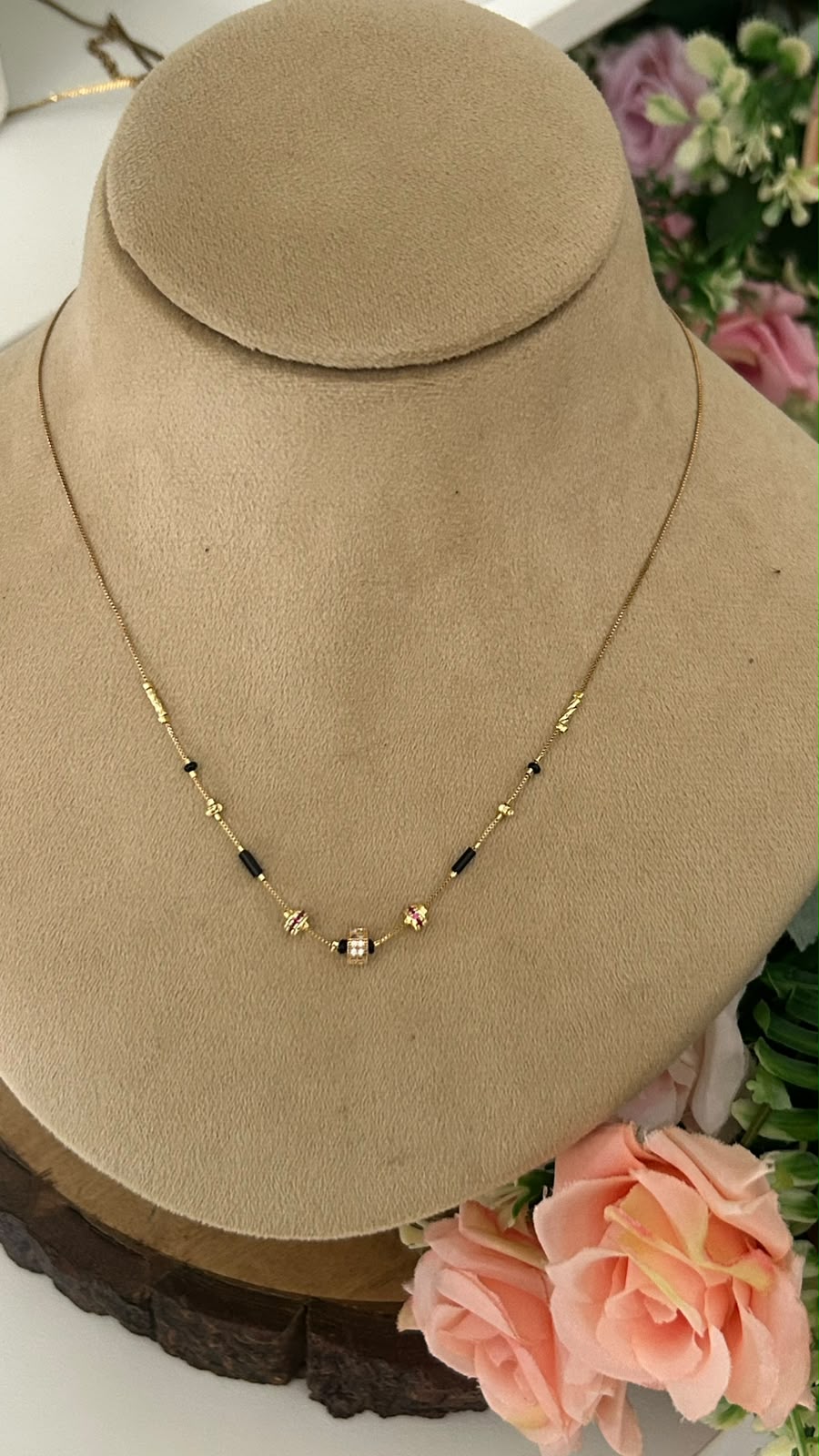 Elegant Gold Polished Delicate Chain Necklace with Cubic Zirconia Centerpiece