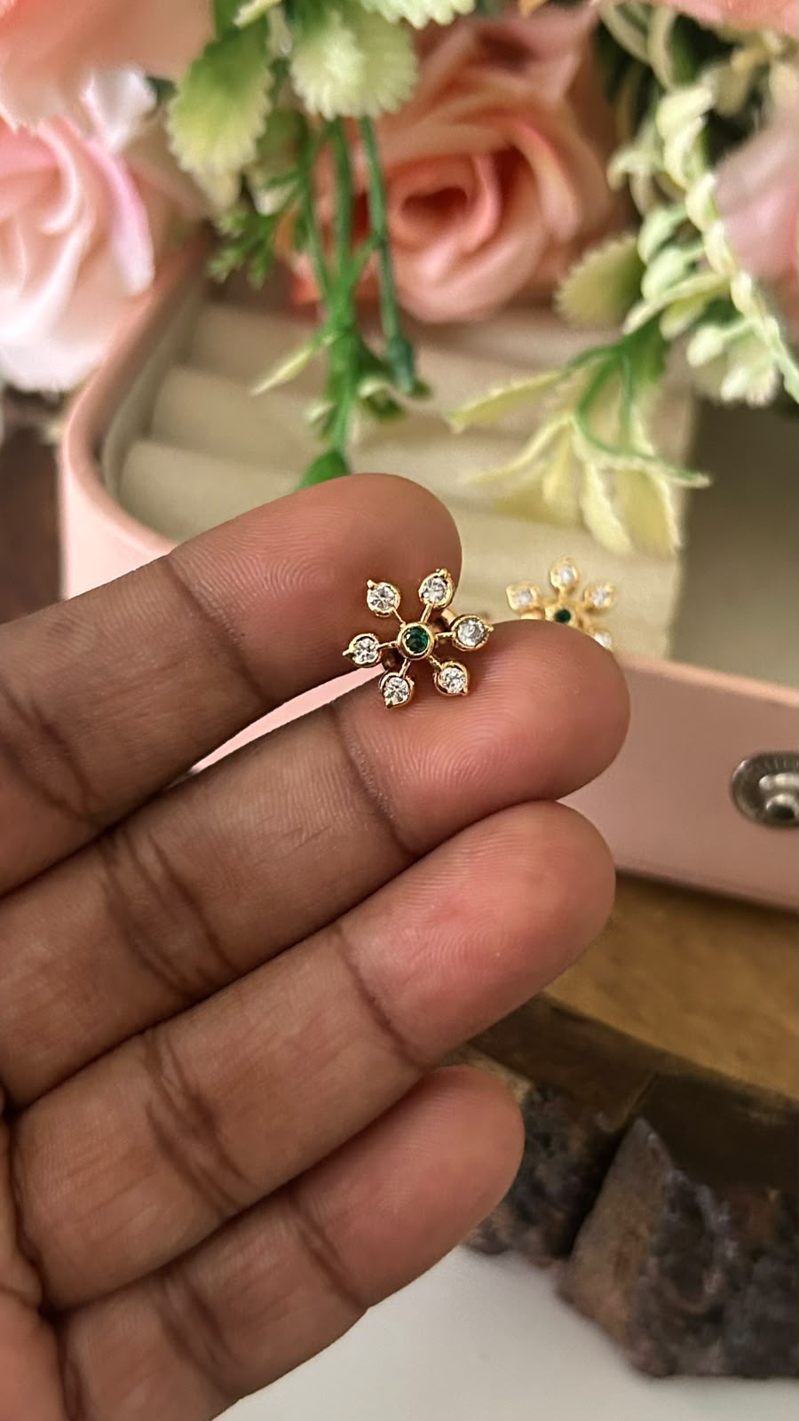 Panchaloham Polished Twinkle Star CZ Earrings in full white with middle green