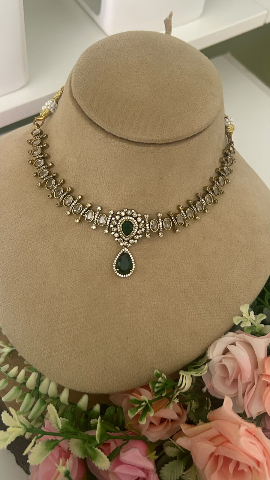 Royal Emerald Green Teardrop Necklace Set with Sparkling White Stones & Matching Drop Earrings for Women