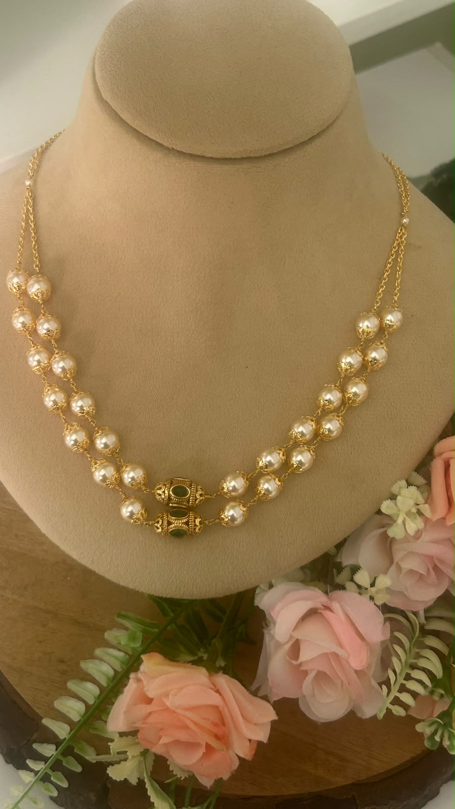 Rashmika Mandanna Inspired Gold Plated Diamond Cut Choker Necklace with Sparkling Stone Floral Design for Women