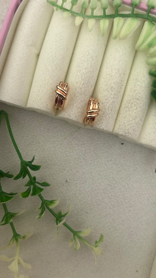 Trendy Twisted Knot Design Rose Gold Finish Mini Bali Hoop Earrings for Women – Elegant Daily Wear Collection