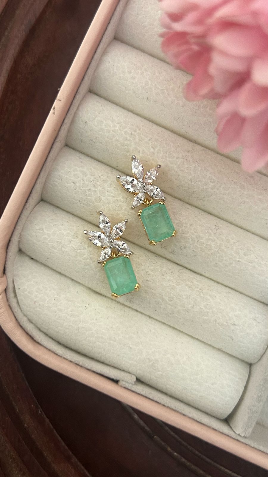 Cz stud with green hanging drop