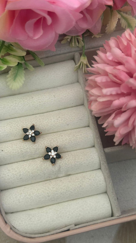 Twinkle Blossom Stud Earrings – Floral Star Design with Sparkling CZ Petals