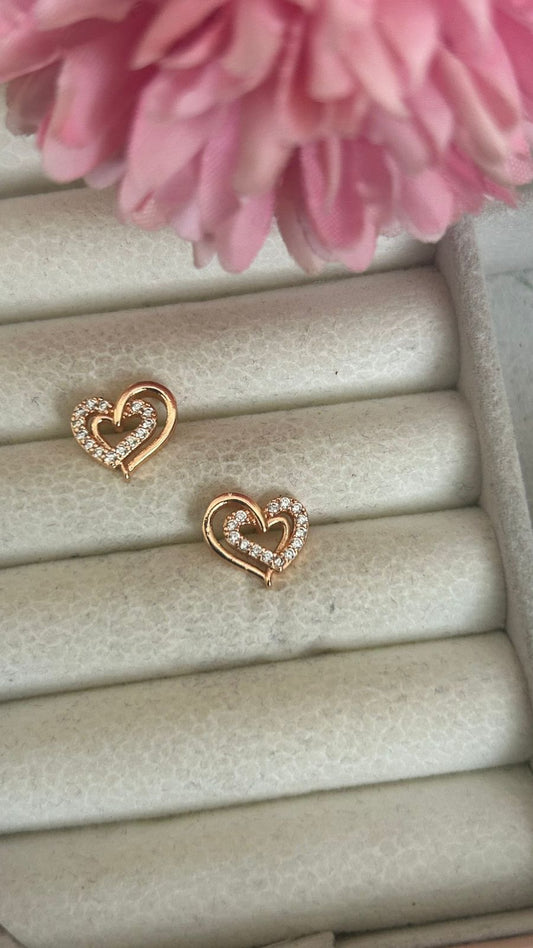 Crystal Love Duo Heart Studs – Elegant Golden Finish