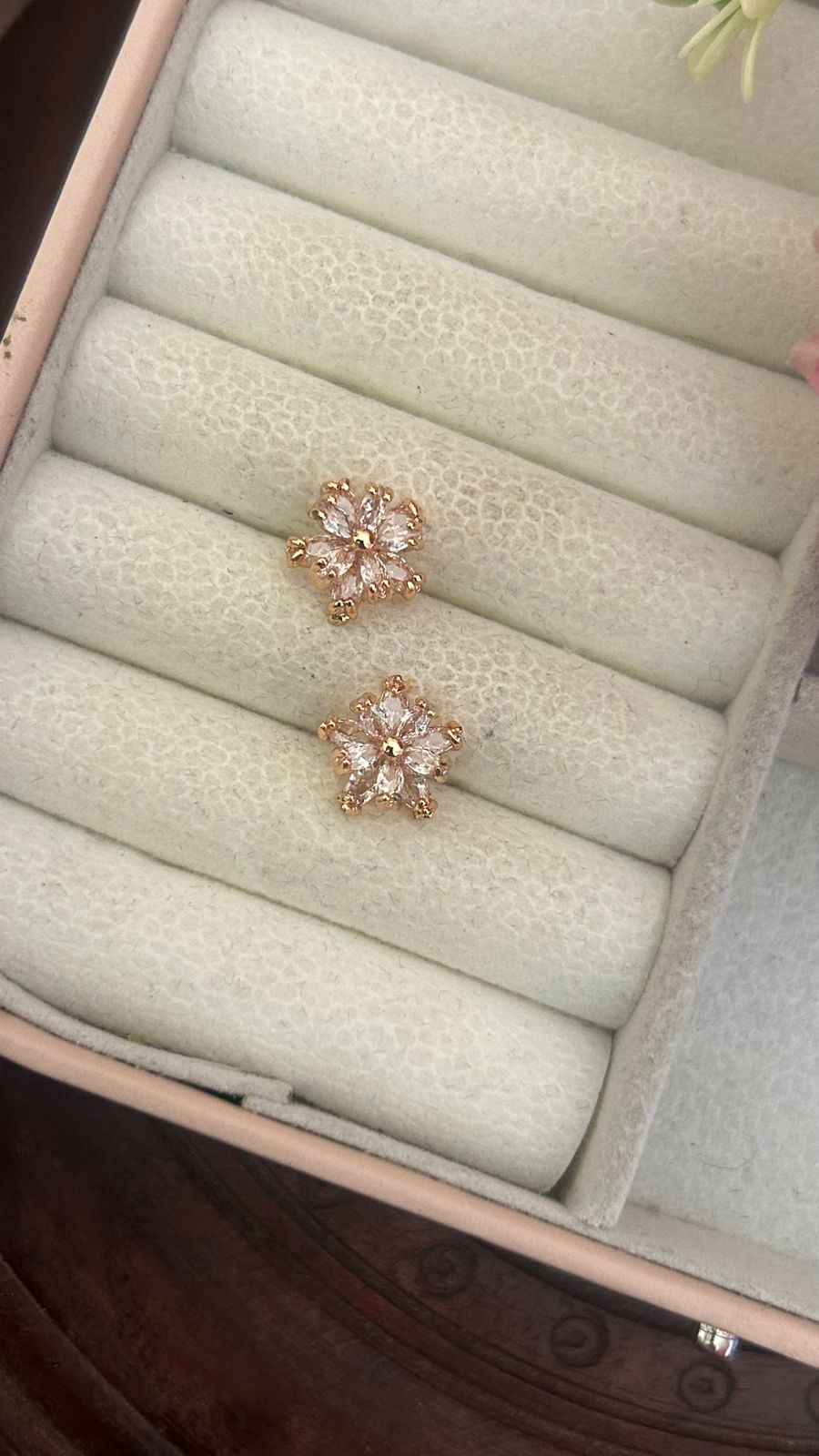 Floral Crystal Stud Earrings – Elegant Gold-Tone Petal Design for Daily & Festive Wear