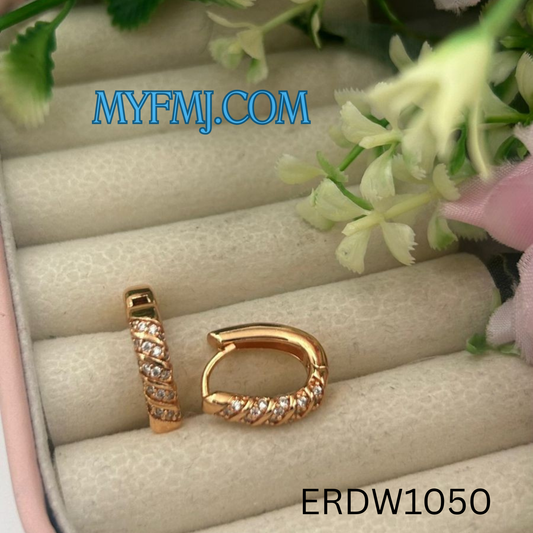 ROUND DESIGN EARRINGS